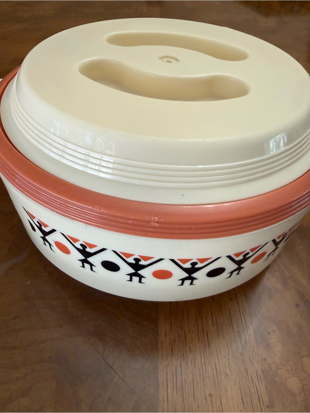 Milton casserole for hot food